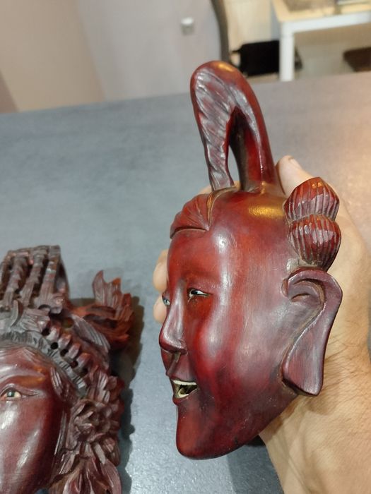 *Wyprzedaż*Piękna stara , egzotyczna masekaz ,egzotycznego drewna.