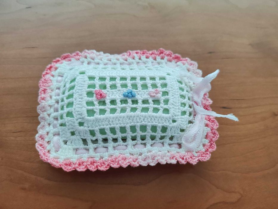 Sabonete com protetor em croché. Novo