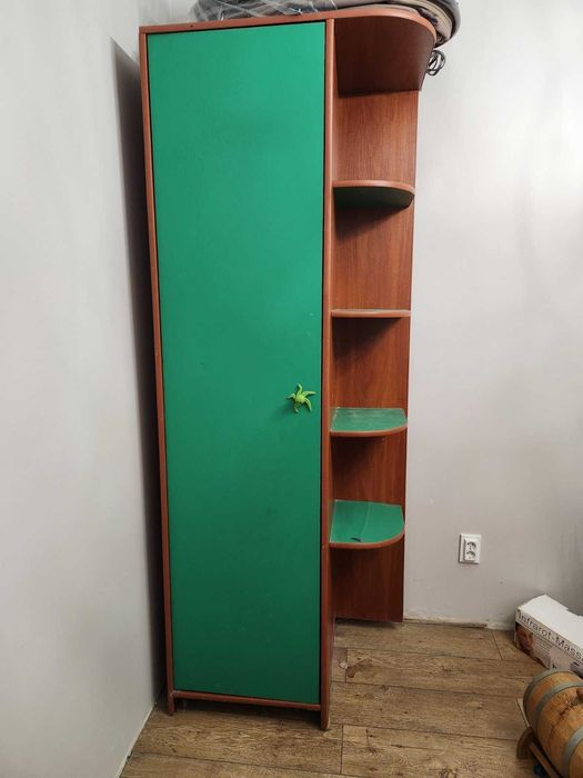 Шкаф угловий б\у