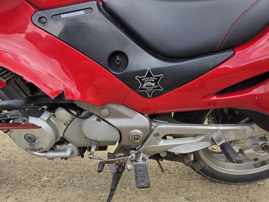 Honda NT 650 Deauville