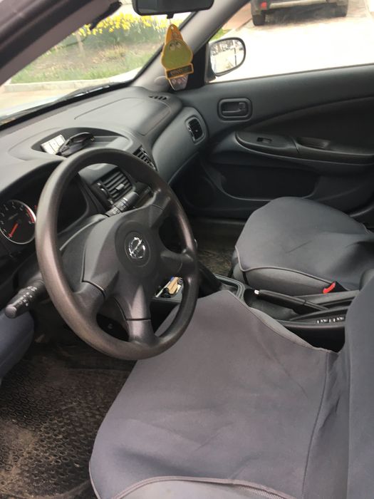 Nissan Almera хетчбек