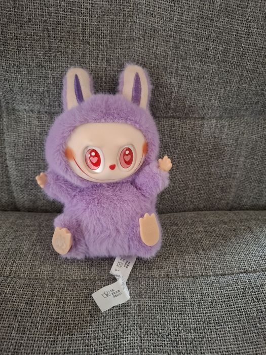 Labubu interaktywna