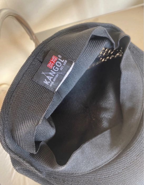 beret kangol czarny