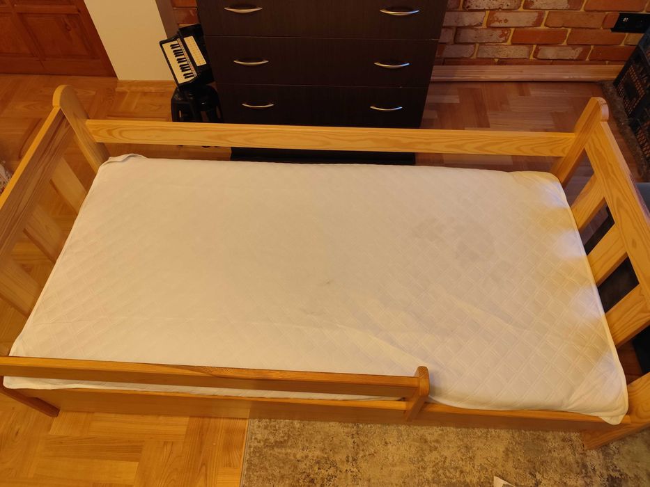 Łóżko drewniane 80x160