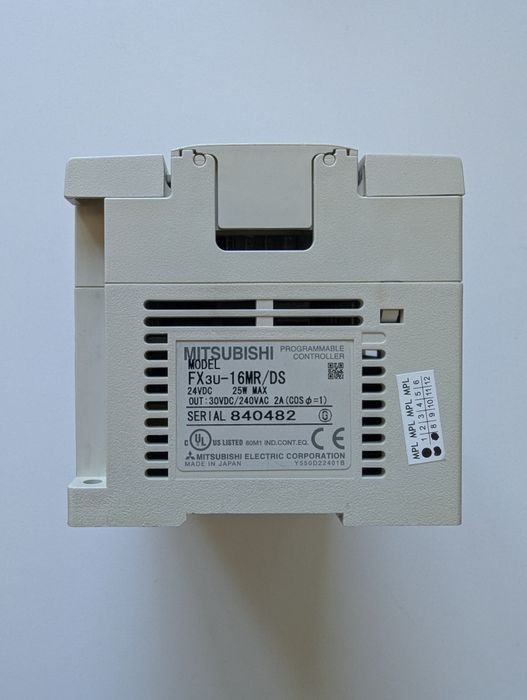 Sterownik PLC Mitsubishi FX3U-16MR/DS