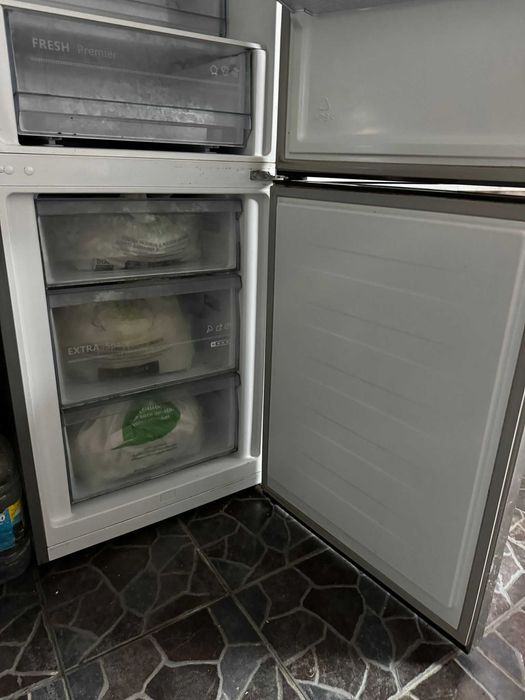 Frigorífico Hisense Inox 2 Metros