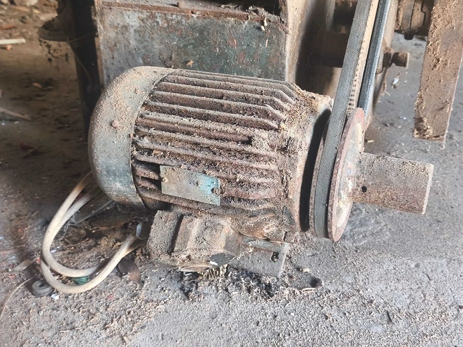 Máquina de corte e glopa