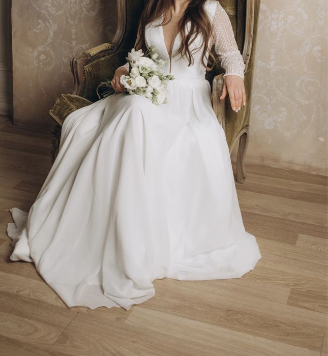 Весільна/ випускна сукня
