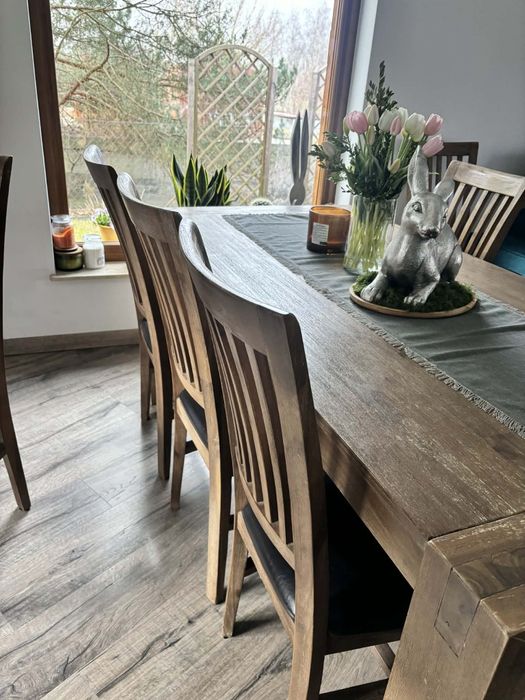 Krzesła w stylu rustykalny