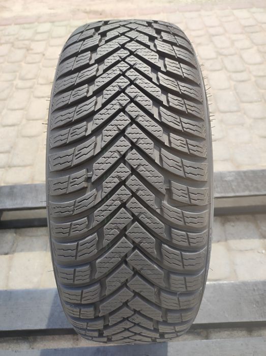 185.65.14 jedna opona Nokian WeatherProof  8mm