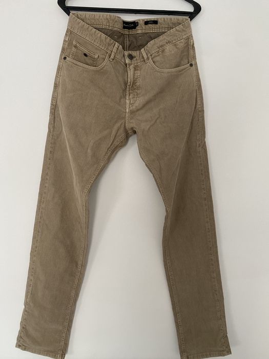 Calças de bombazine bege da Massimo Dutti