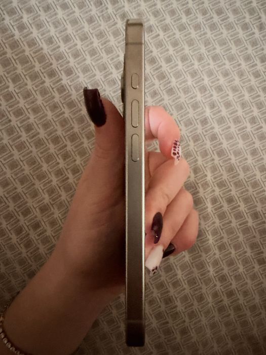 Iphone 15 pro 128 e-sim
