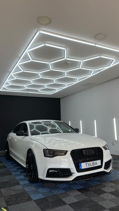 AUDI A5 2.0 TDI 177CV  Impecável