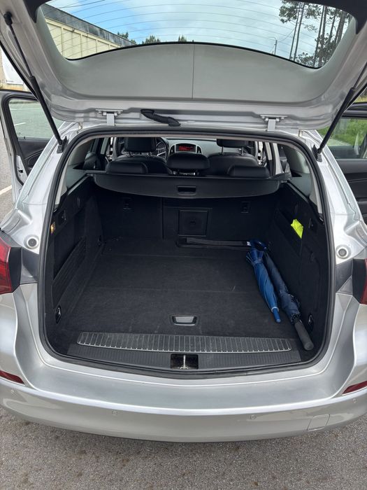 Opel Astra Sports Tourer — fotografia 8