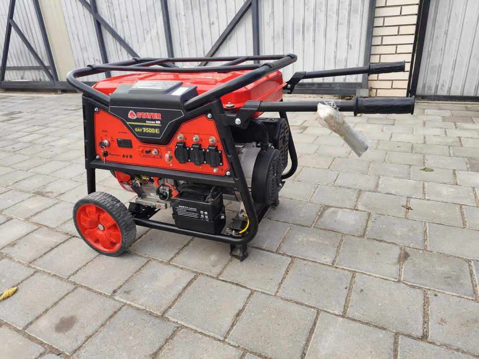 Бензиновий генератор STAYER GAV 7500 E
