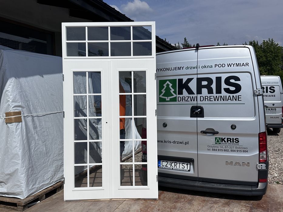 Drzwi  drewniane dwuskrzydłowe z naświetlem biale Na Wymiar C.Polska