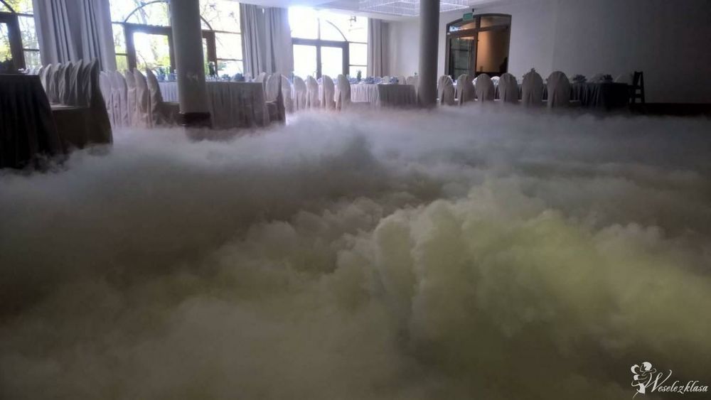 Ciężki dym, napis LOVE LED ,nalewak do piwa Rollbar Wynajem