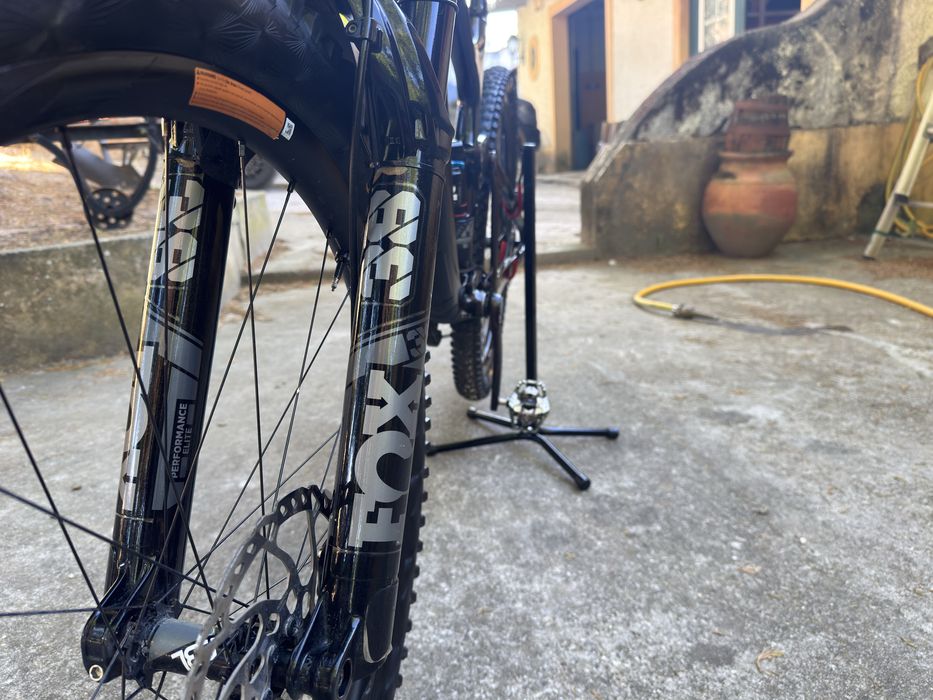 Bicicleta de Enduro Giant