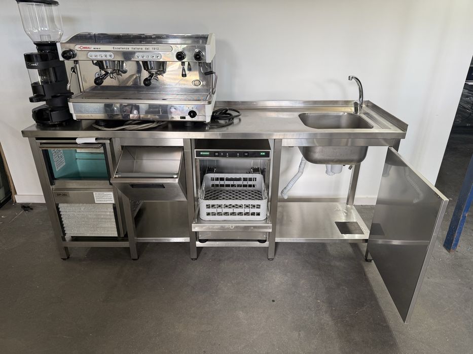 Bancada em inox para maquina de cafe moinho Maq. Chevenas Maq. de Gelo