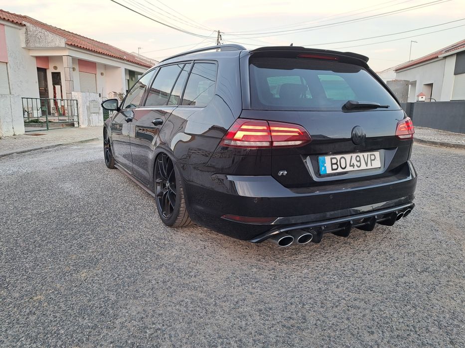Golf R Variant 7.5 350cv