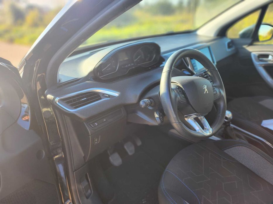 Peugeot 2008 Style 1.5 BlueHDi | Nacional | 1 Dono | Histórico Peugeot