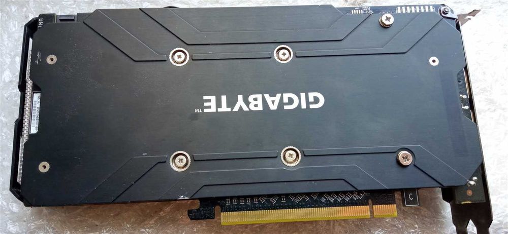 Видеокарта Gigabyte RX 570-4GB/DDR5