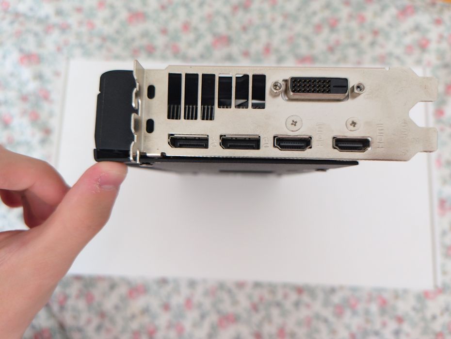 Sapphire AMD RX 580 2048sp 8GB