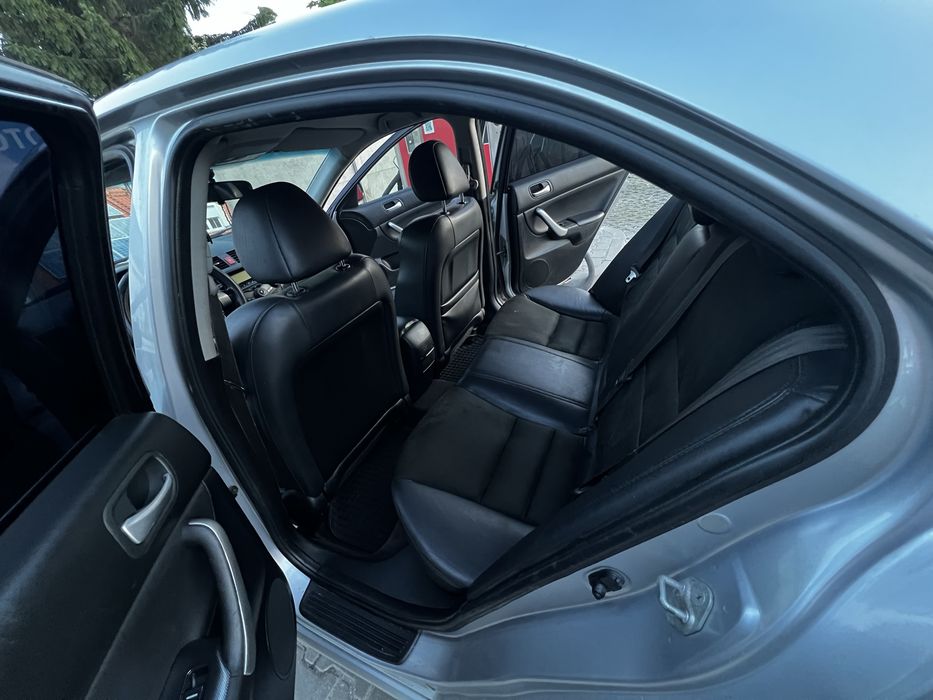 Honda akord 7 ,V-Tec,2.0 w gazie ,2004 rok ,425 tys