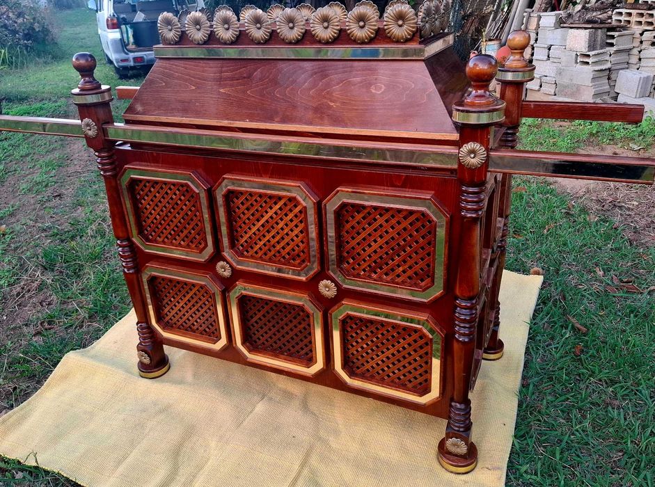 Movel Oriental Arva da Aliança Reproduçao