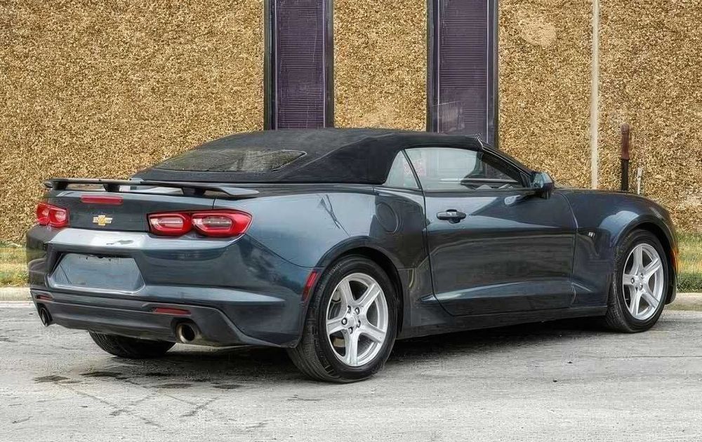 Chevrolet Camaro      2020