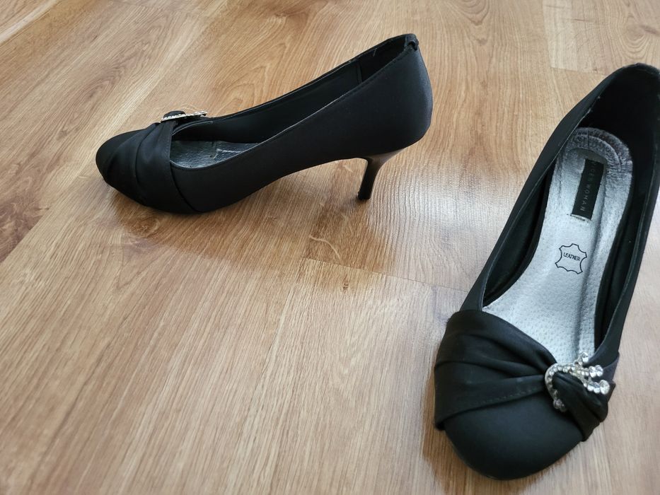 Szpilki buty na obcasie r.39 pantofle,  czółenka