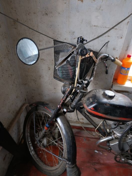 Продам мопед Дирчик