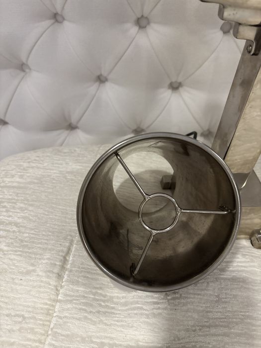 Candeeiro de mesa em inox da kare Design