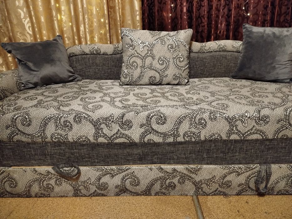 Диван раскладной 150/190.Доставка