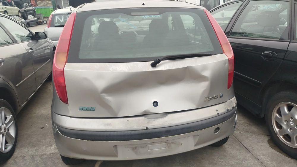 Para peças FIAT Punto (188_)