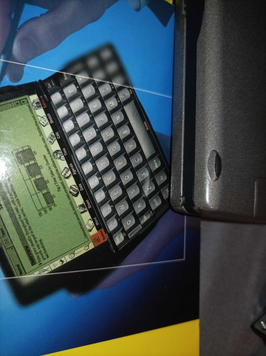 Palmtop Psion Series 5mx + zasilacz, kable, instrukcje - sprawny, komplet
