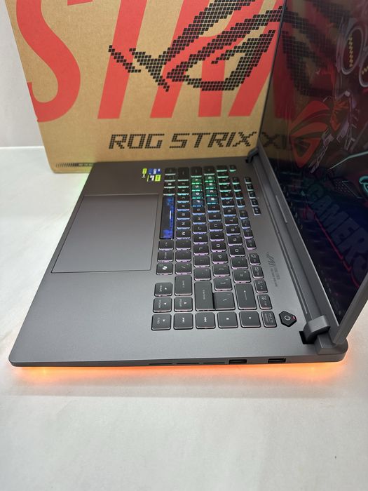 Інровий ноутбук Asus Rog Strix G16/i7-14650Hx/Rtx 5060/16ram/1tb ssd