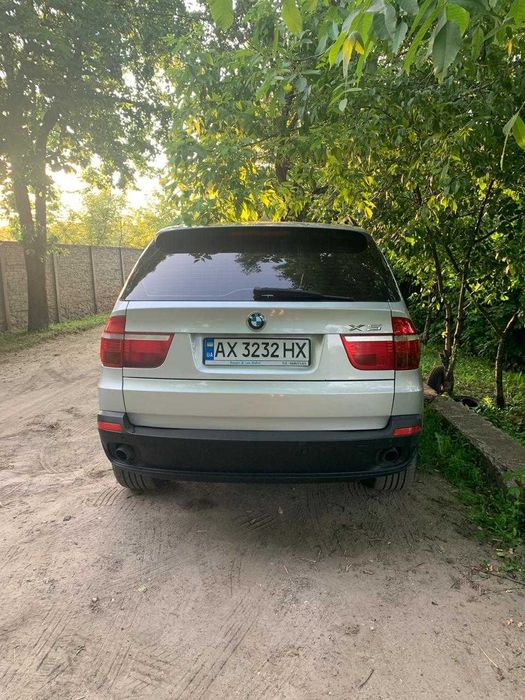 Продам БМВ х5 е70