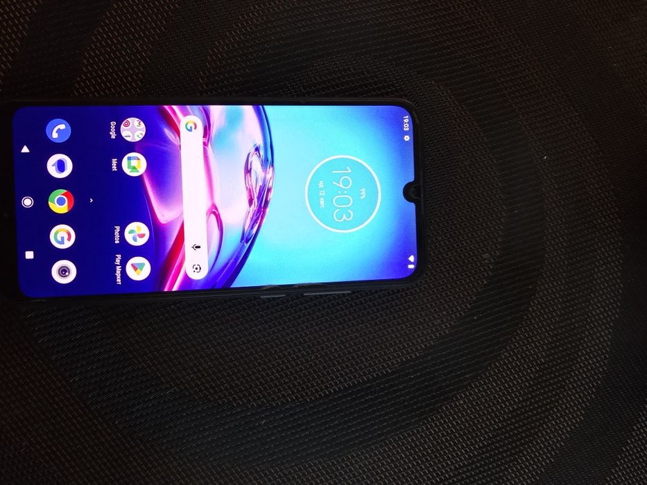 Продам Moto e6s 4/64