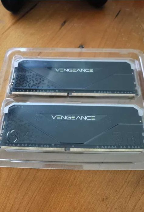 Corsair Vengeance RGB RS 32GB (2x16) DDR4 32000MHZ