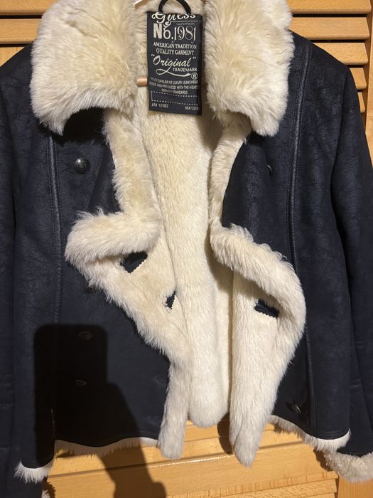 Casaco Guess com pêlo M
