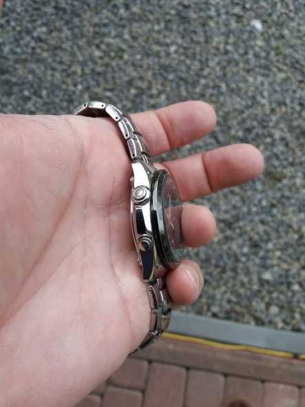 Zegarek CASIO EDIFICE duży masywny, instrukcja, pudełko.