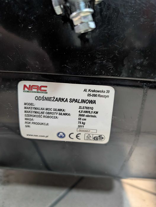 Odśnieżarka NAC z napędem