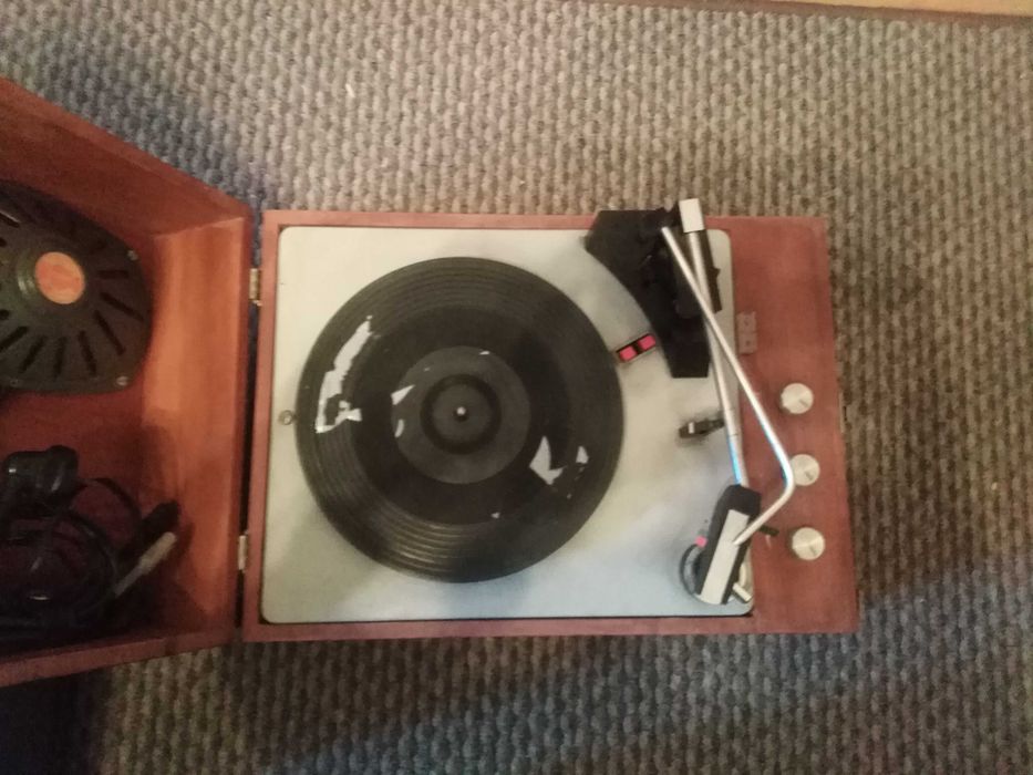 Gramofon  Fonica WG-510