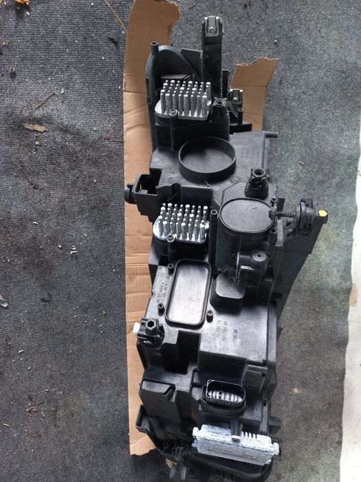 Farol frente direito VW TIGUAN 2020