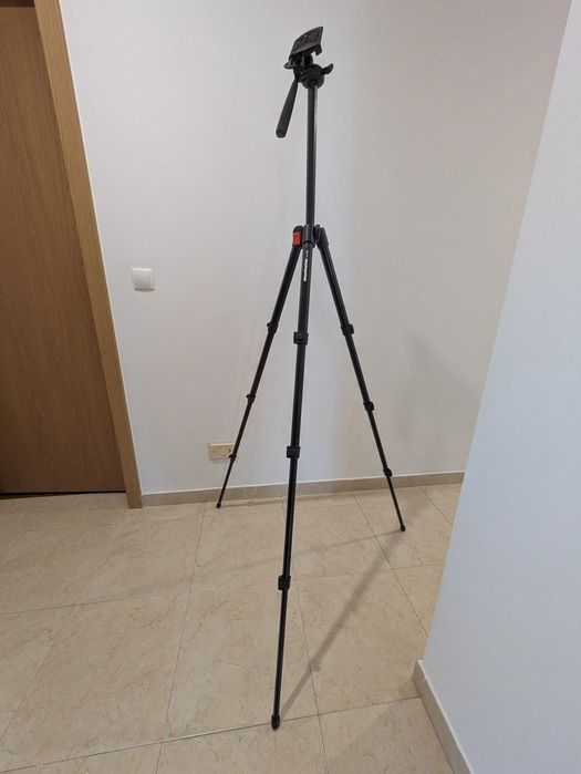 Tripé Manfrotto 728B
