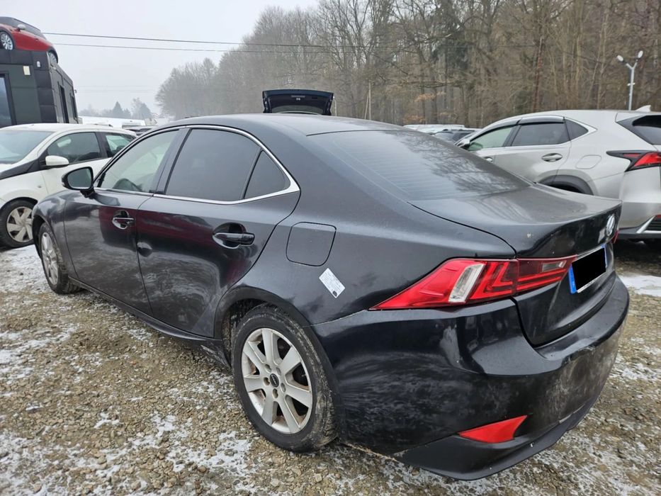 Lexus IS 2.5 HYBRYDA uszkodzony /  Francja /   auris corolla