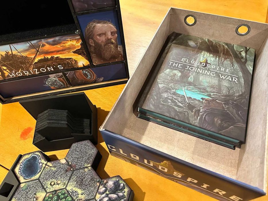 Cloudspire: The Source Chest insert organizer