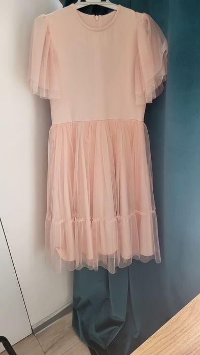 Piękna Sukienka Tiulowa r. 140 – Idealna na wesele, imprezę