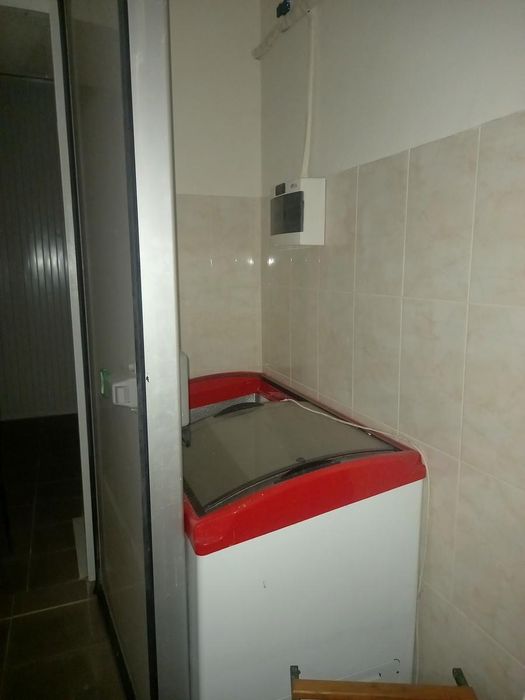 Продаж комерційного приміщення з холодильною камерою. Борщагівка.